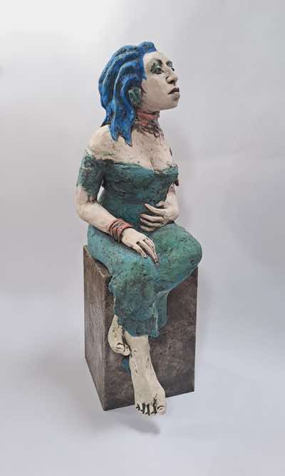 Ayelet Lalor - Waiting for Inspiration - ceramic, ciment fondu, wax - 51x18x20cm - €1800