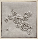 JULIA ZAGAR - Patella 1 - textiles - 33 x 33 cm - €150